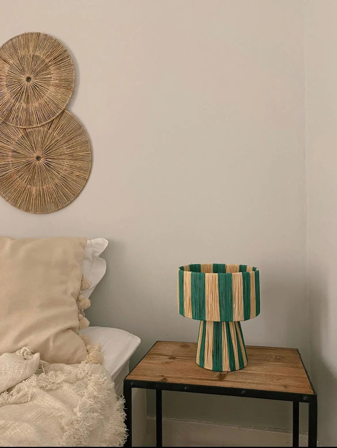Natural Raffia Table Lamp - Green Mogadoro